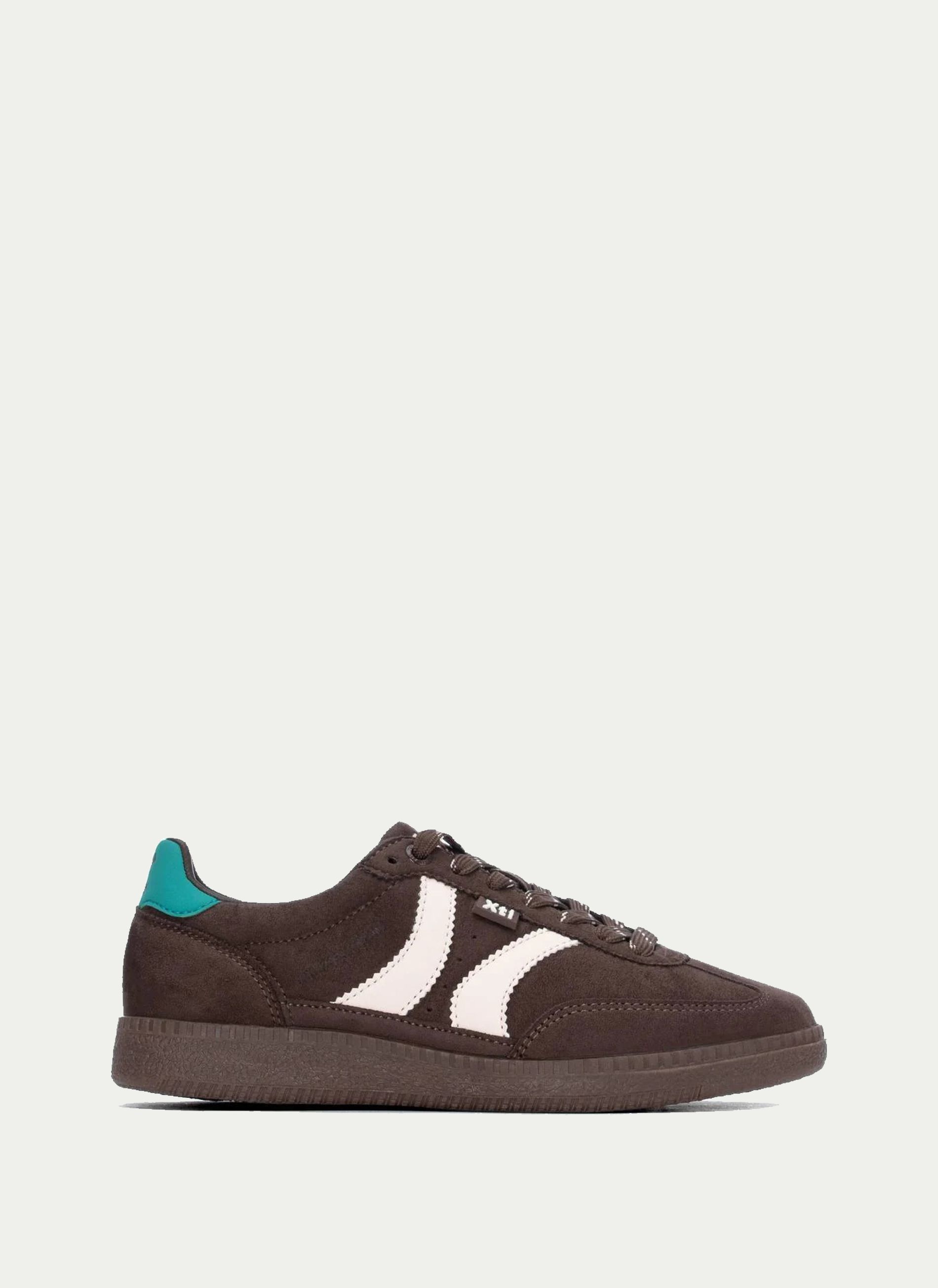 Xti ® Deportivo con Cordon Retro Sala Winter 20226