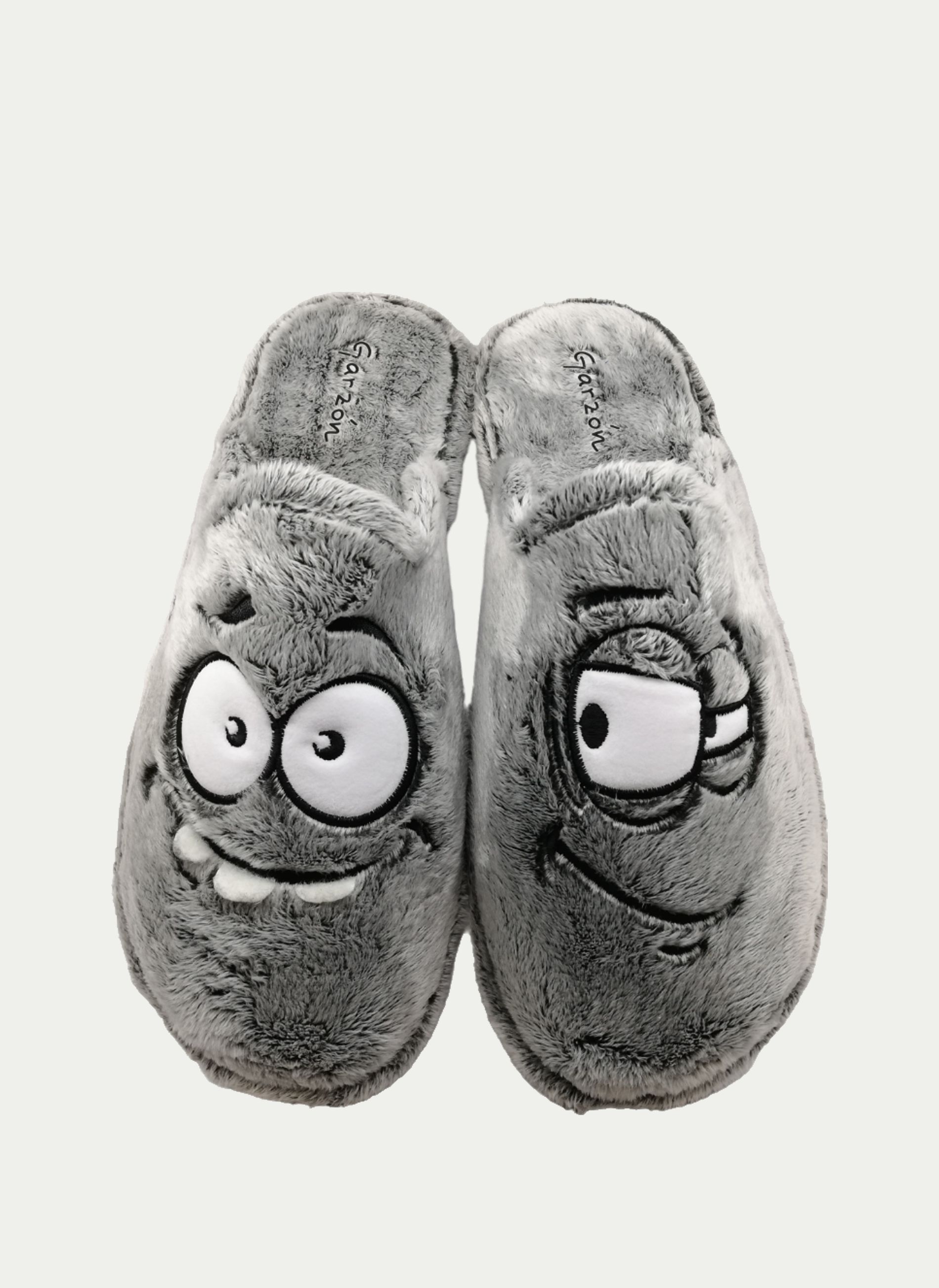 Garzón ® Ch. Twin Ojos Iceberg Eva