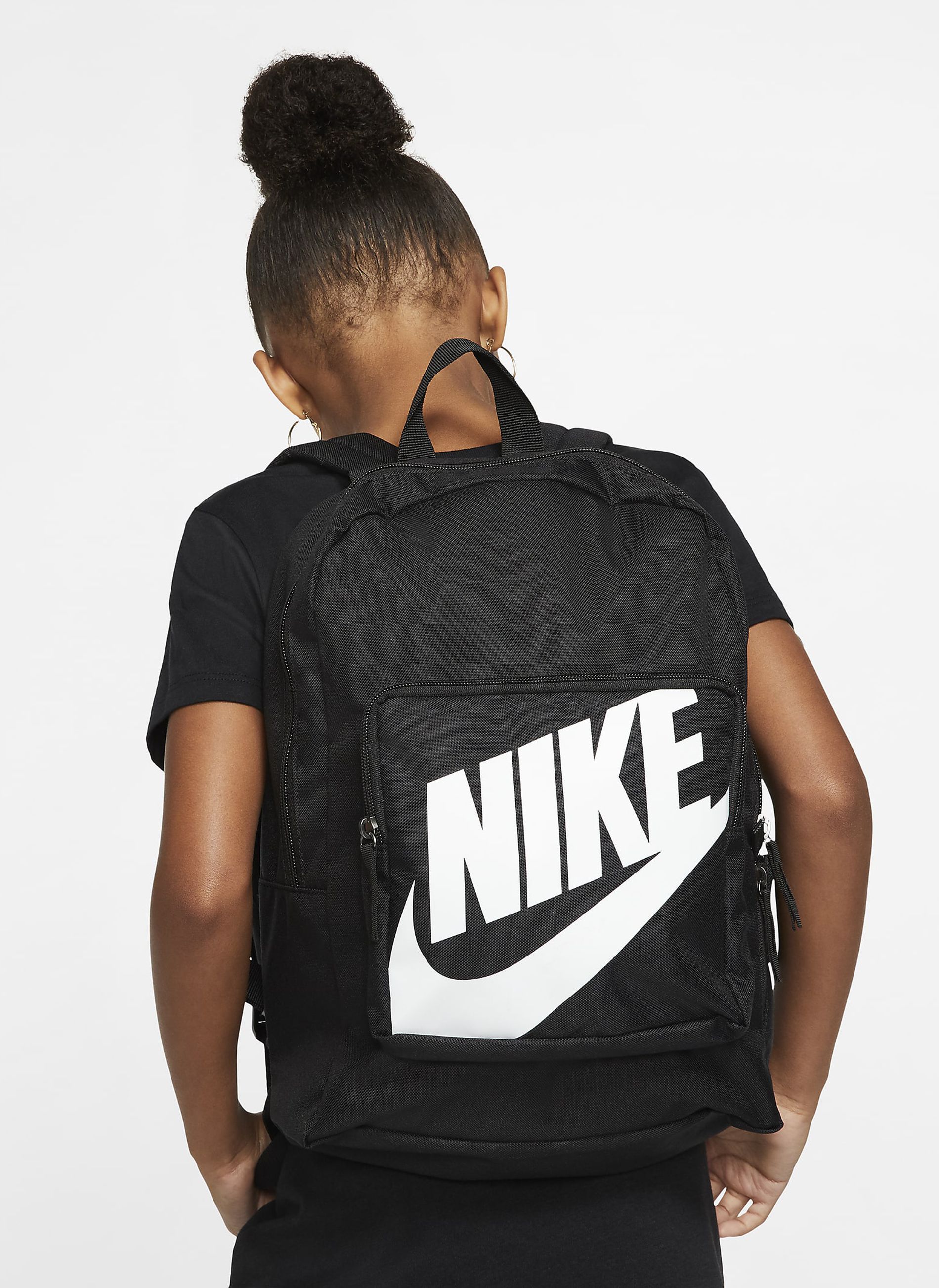 NIKE ® CLASSIC BACKPACK ( 16 L. )