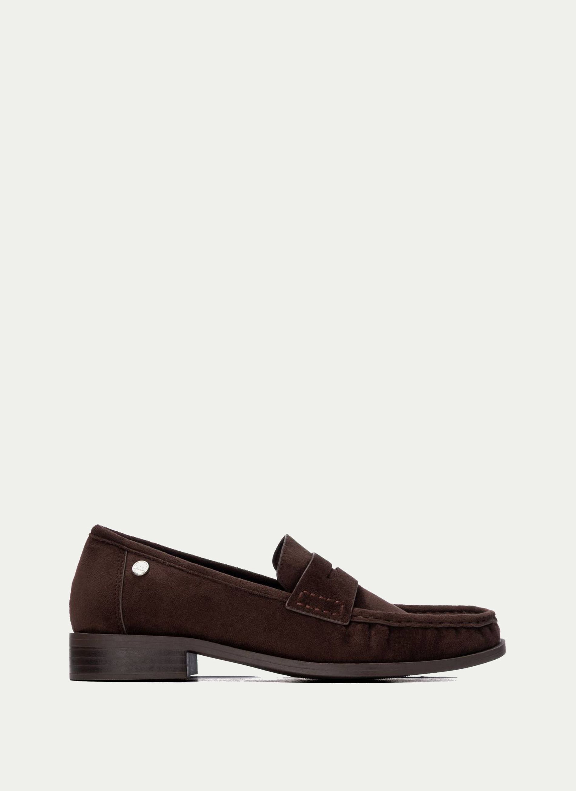 Xti ® Mocasin de Tacon Bajo Antelina